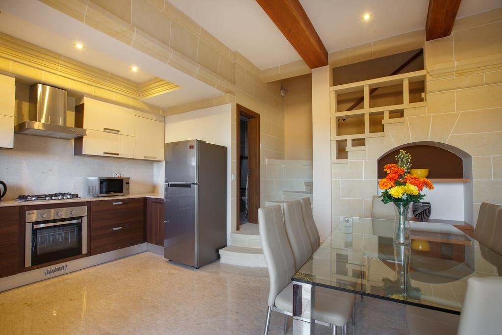 Carini Farmhouses Gharb  Room photo