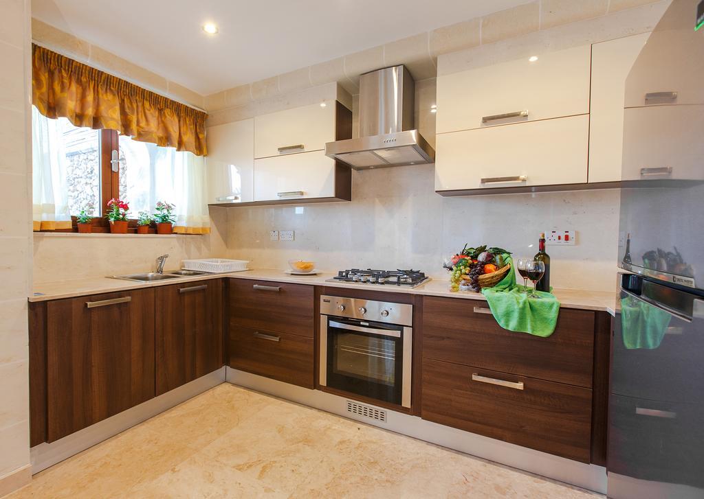 Carini Farmhouses Gharb  Room photo