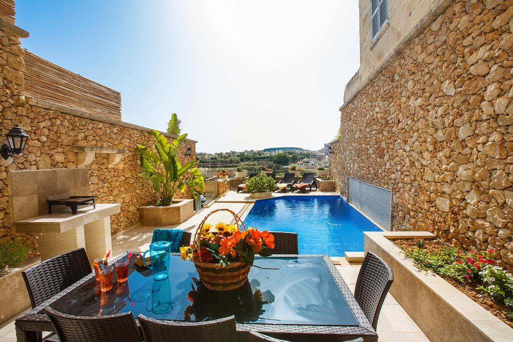 Carini Farmhouses Gharb  Room photo
